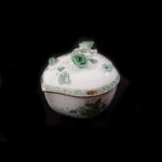 Large Herend Heart-Shaped Jewelry Box with Apponyi Pattern and Rose Handle