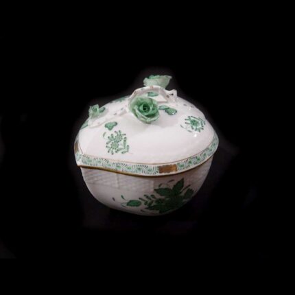 Large Herend Heart-Shaped Jewelry Box with Apponyi Pattern and Rose Handle