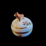 Herend “Bull Handled” Victoria Pattern Jewelry Box - Image 3