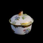 Herend Victoria (VBA) Pattern Sugar Bowl with Rose Finial - Image 21