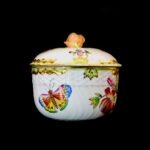 Herend Large Porcelain Sugar Bowl – Victoria (VBO) Pattern with Rose Finial - Image 5