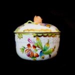 Herend Large Porcelain Sugar Bowl – Victoria (VBO) Pattern with Rose Finial - Image 6