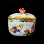 Herend Large Porcelain Sugar Bowl – Victoria (VBO) Pattern with Rose Finial - Image 8