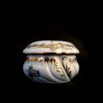 Herend Victoria (VBO) Pattern Baroque Bonbonniere - Image 3